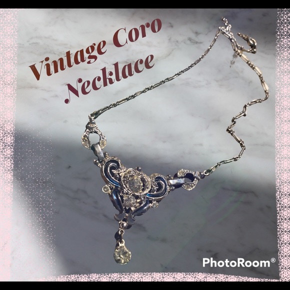 Uhmazing, Coro Rhinestone Necklace - Picture 1 of 9
